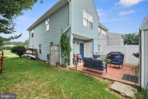 24 Patrick Henry Ln (6)